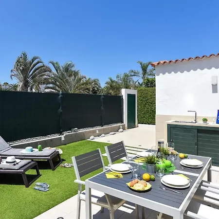 Semesterbostad With Terrace In Maspalomas Ds50